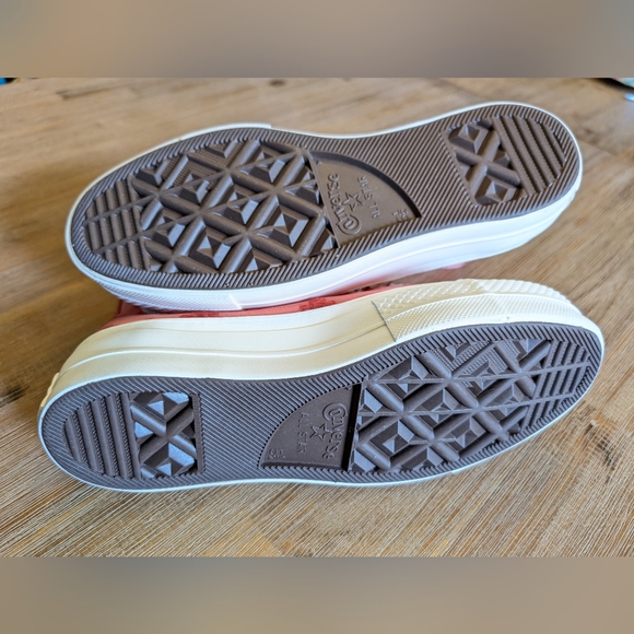 CONVERSE Chuck Taylor All Star Lift Platform Tonal Embroidery Pink size 7.5 NWT - Picture 10 of 11